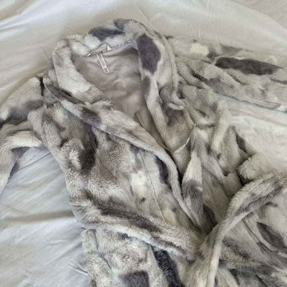 Target Winter Home Long Robe - White/Grey - Picture 4 of 13